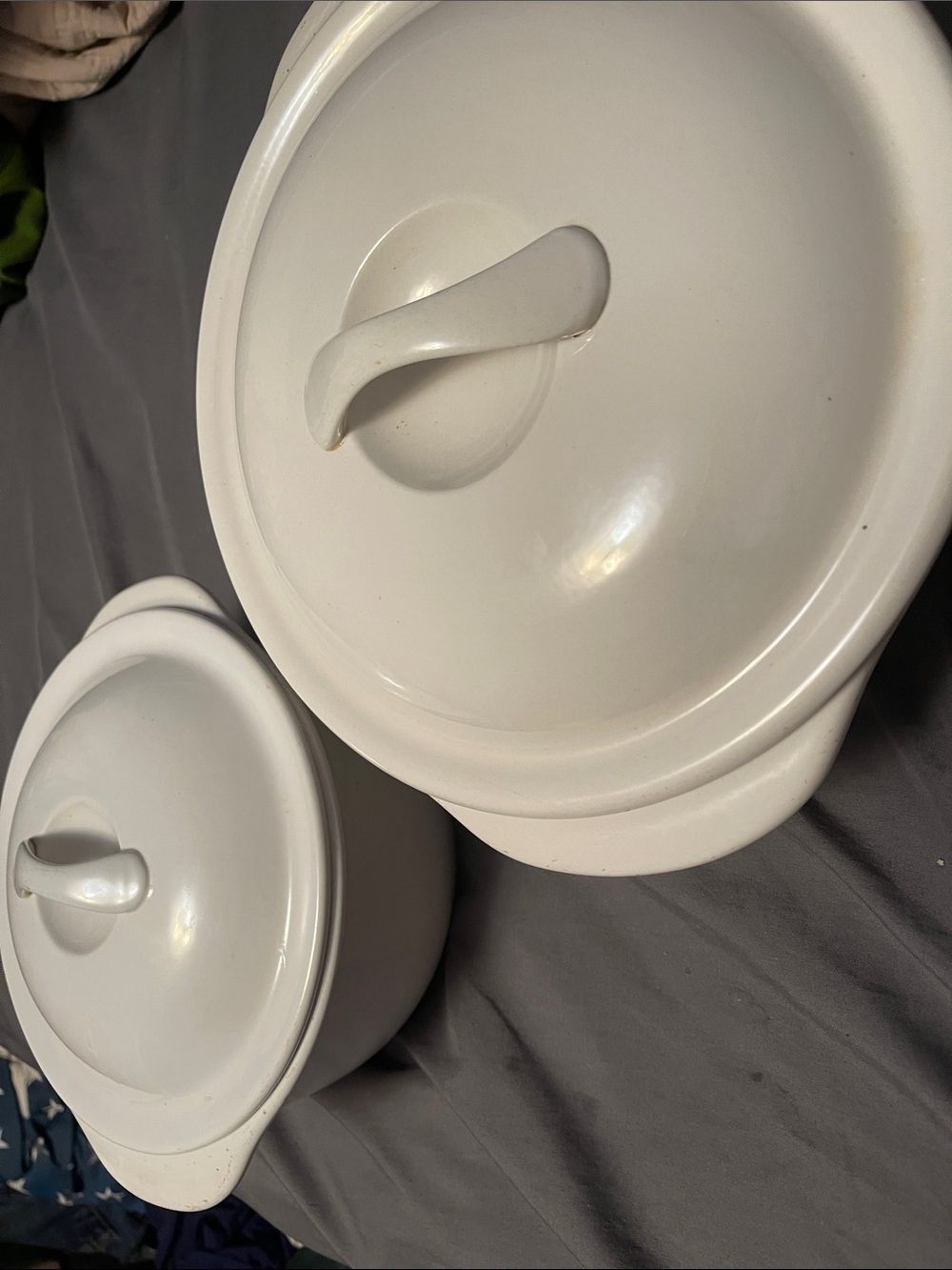 White stoneware Corelle Lidded Casserole Set of 2